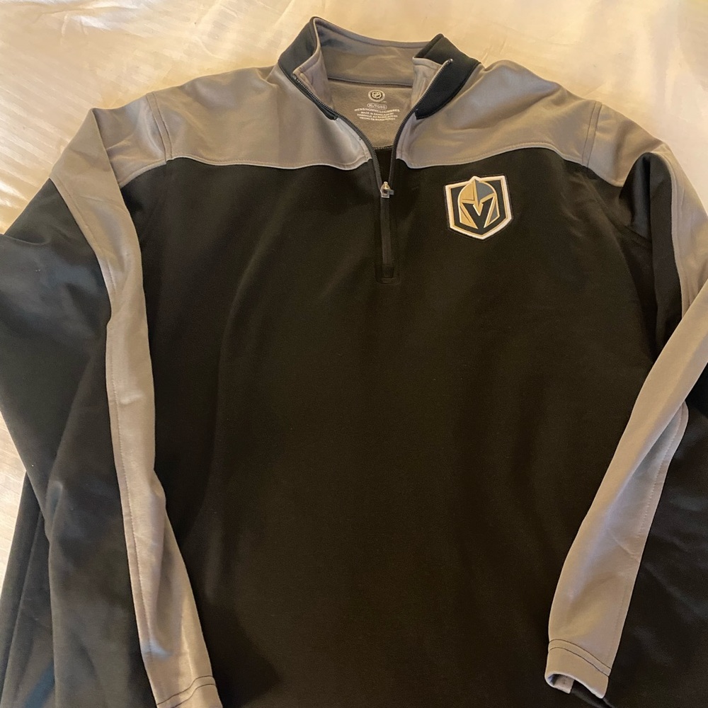 Vegas Golden Knights NHL 1/4 zip pullover black and Gray. Size extra large XL
